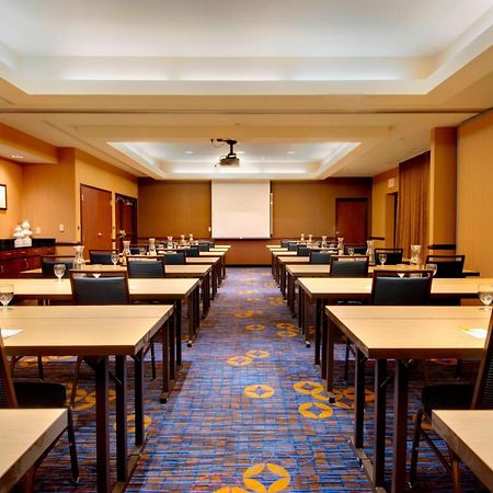 מלון Courtyard By Marriott Madison East מראה חיצוני תמונה